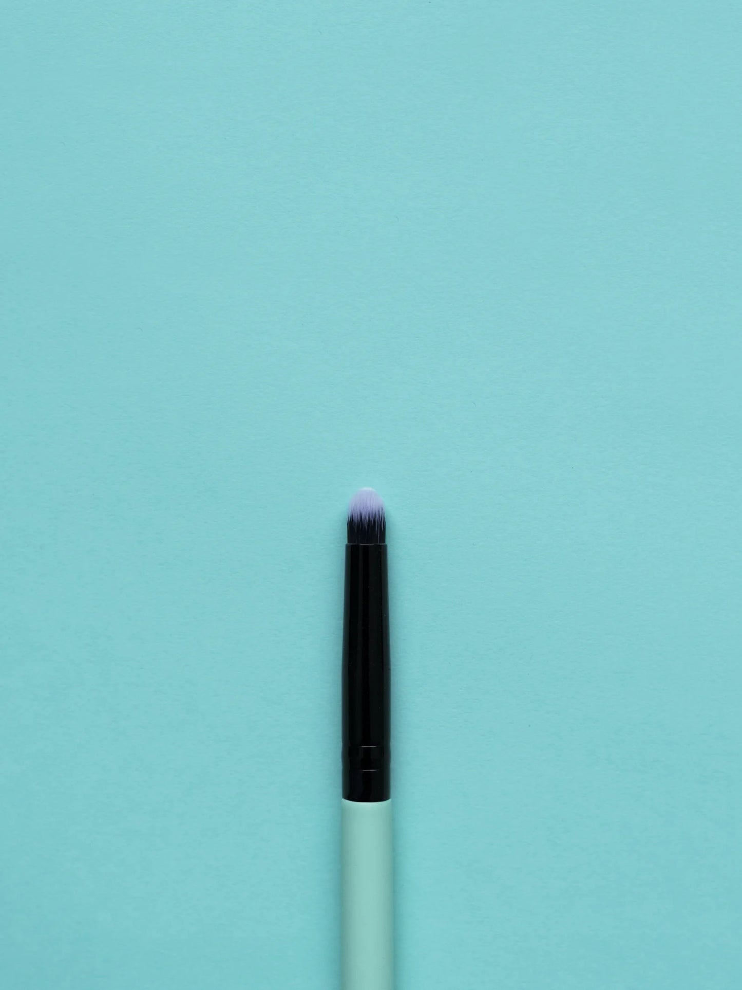 Small Pencil Brush 16 Make-up Brush EDY LONDON - EDY LONDON PRODUCTS UK - The Best Makeup Brushes - shop.edy.london
