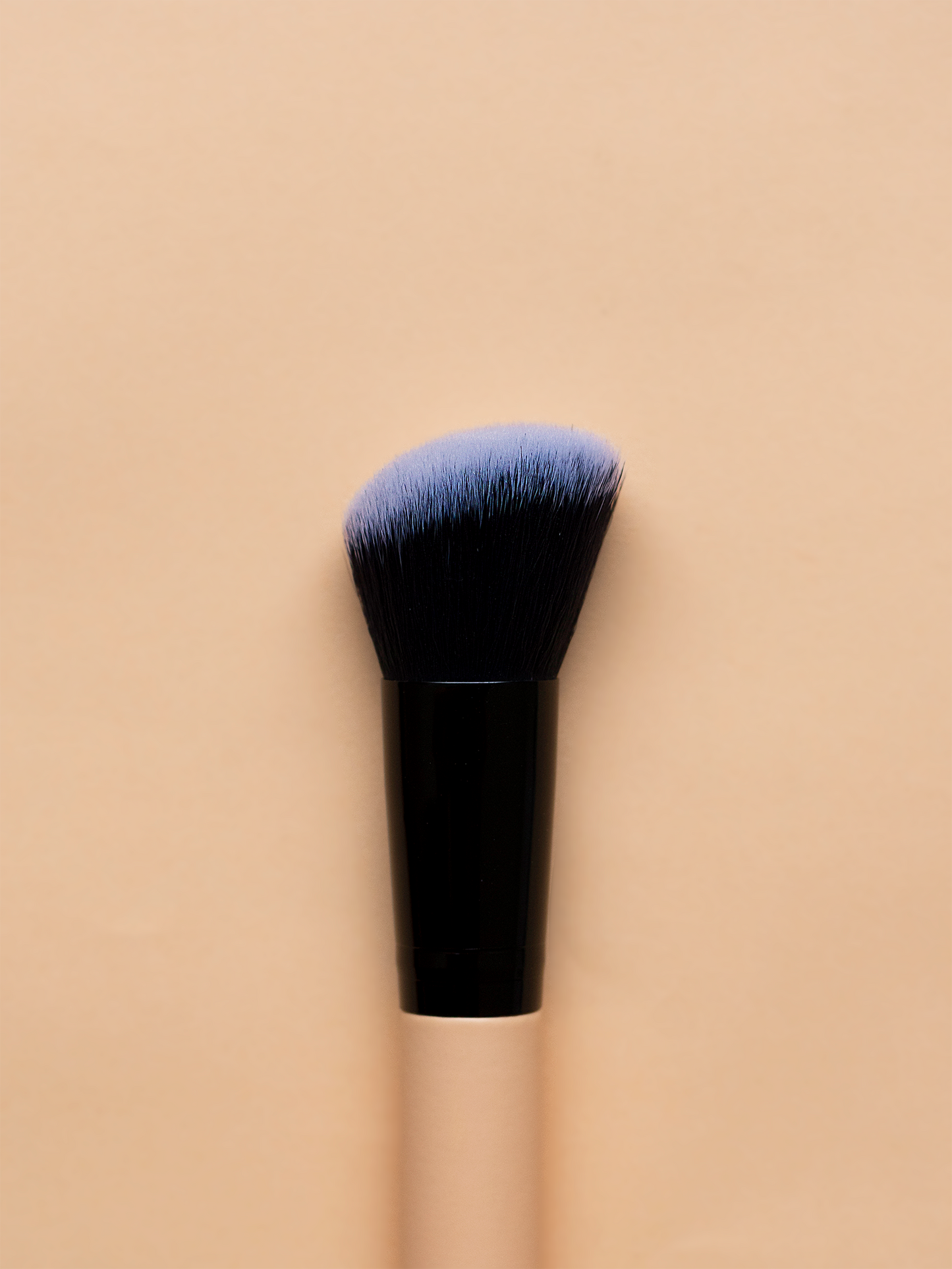 Angled Contour Face Brush 01 Make-up Brush EDY LONDON    - EDY LONDON PRODUCTS UK - The Best Makeup Brushes - shop.edy.london