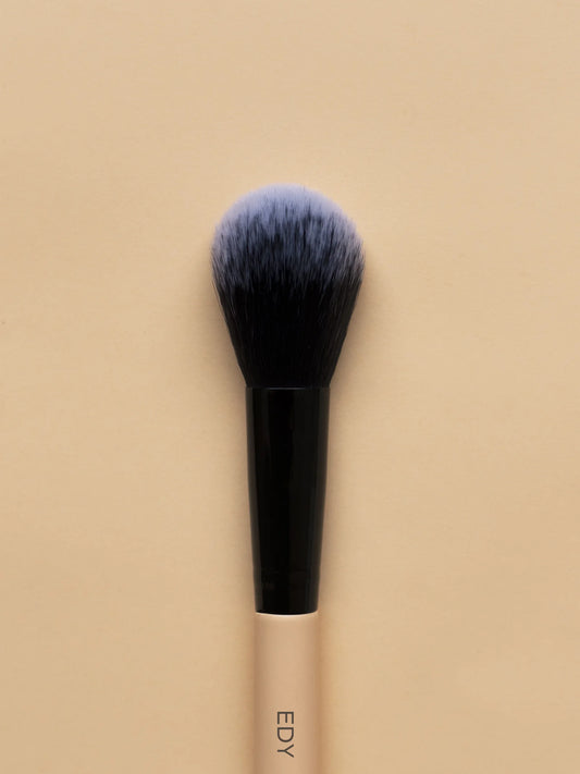 Small Domed Blush Brush 09 EDY LONDON PRODUCTS